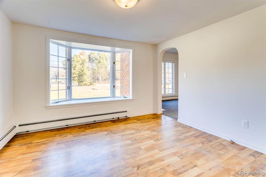 4265 Lapeer Road Port Huron, MI 48060 - Photo 6 of 42