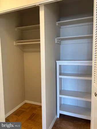 $1,950 | 2030 North Adams Street, Unit 1008, Arlington, VA 22201