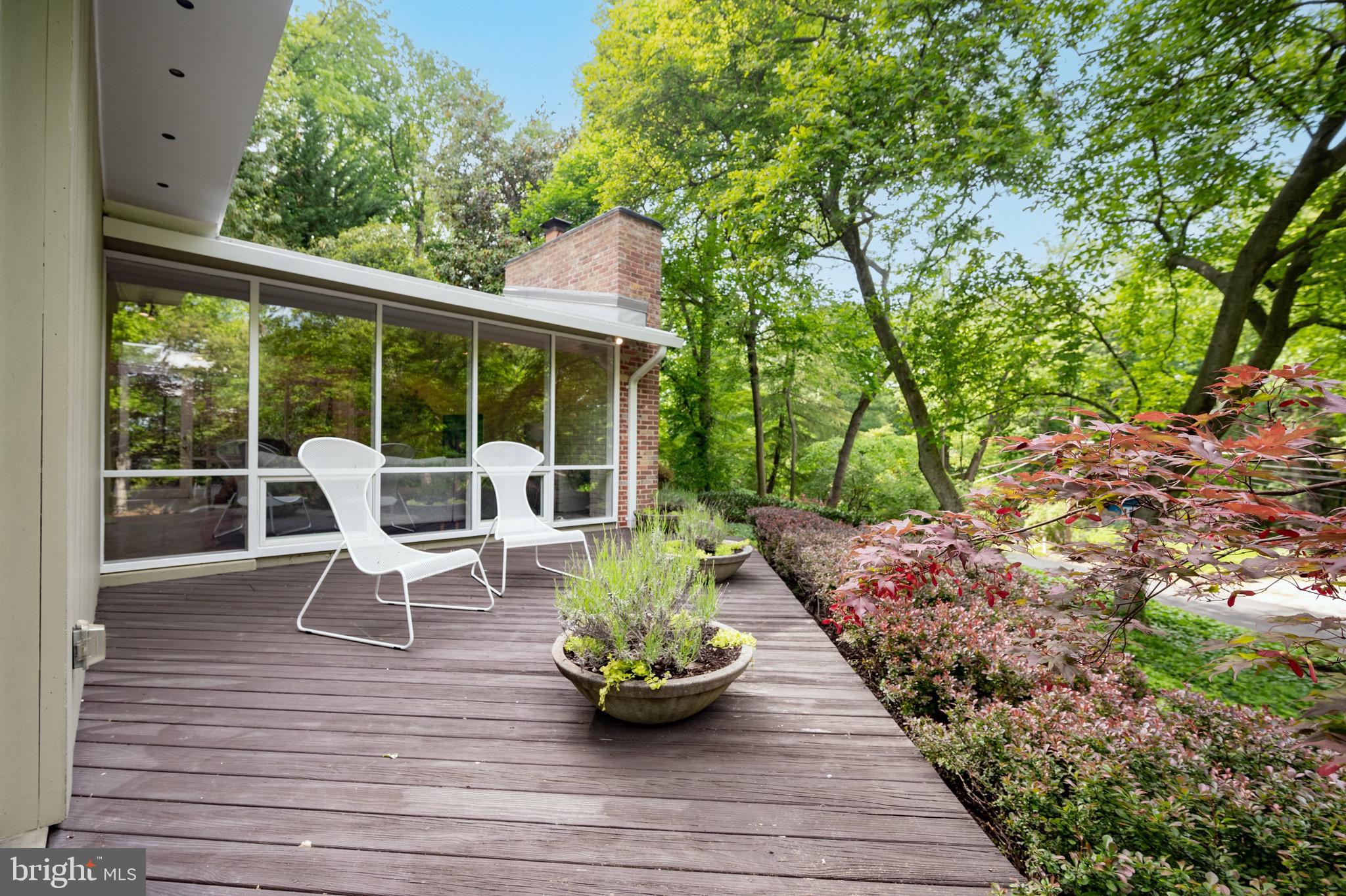 2221 Glasgow Road Alexandria, VA 22307 - Photo 3 of 76