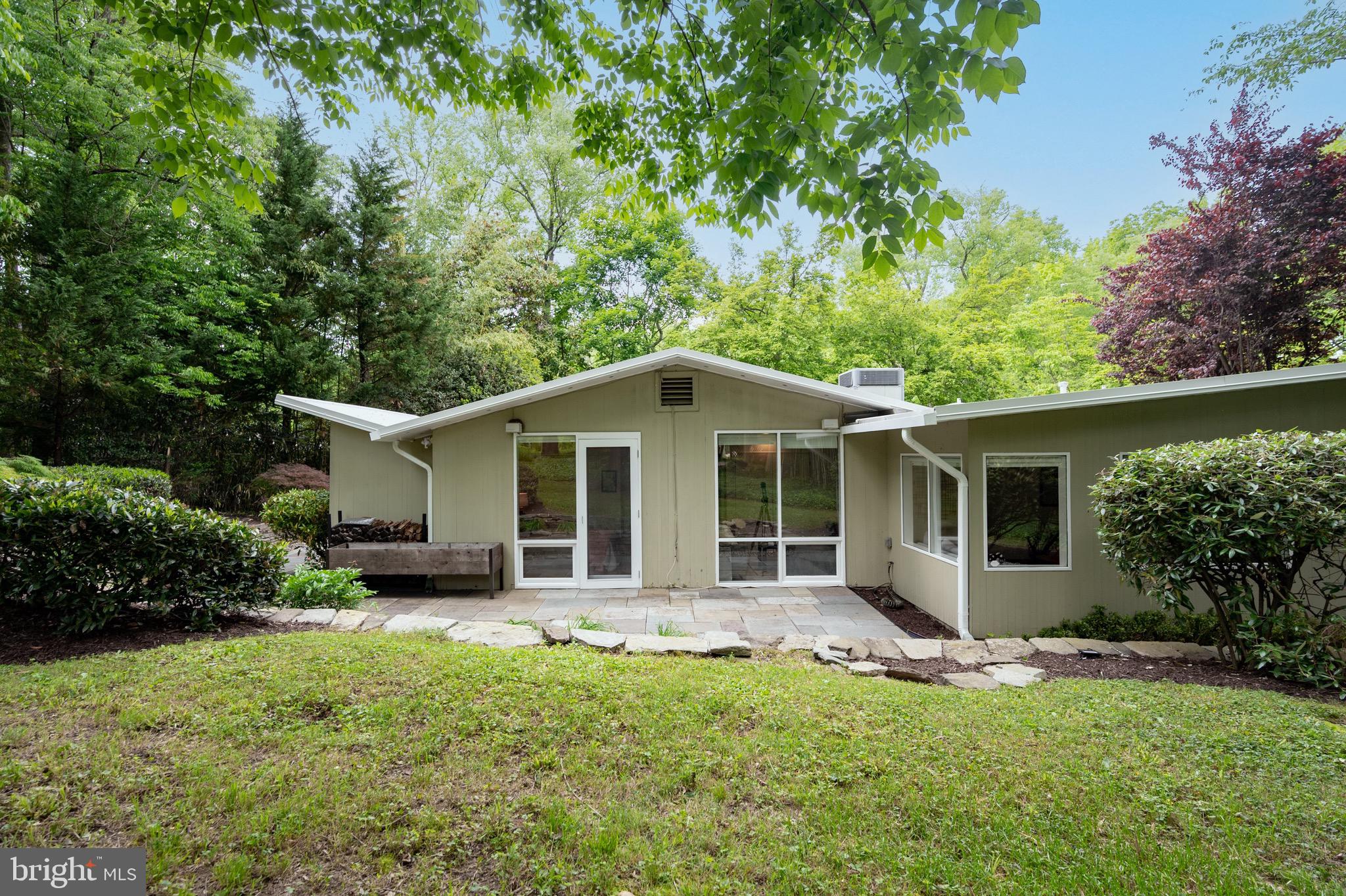 2221 Glasgow Road Alexandria, VA 22307 - Photo 38 of 76