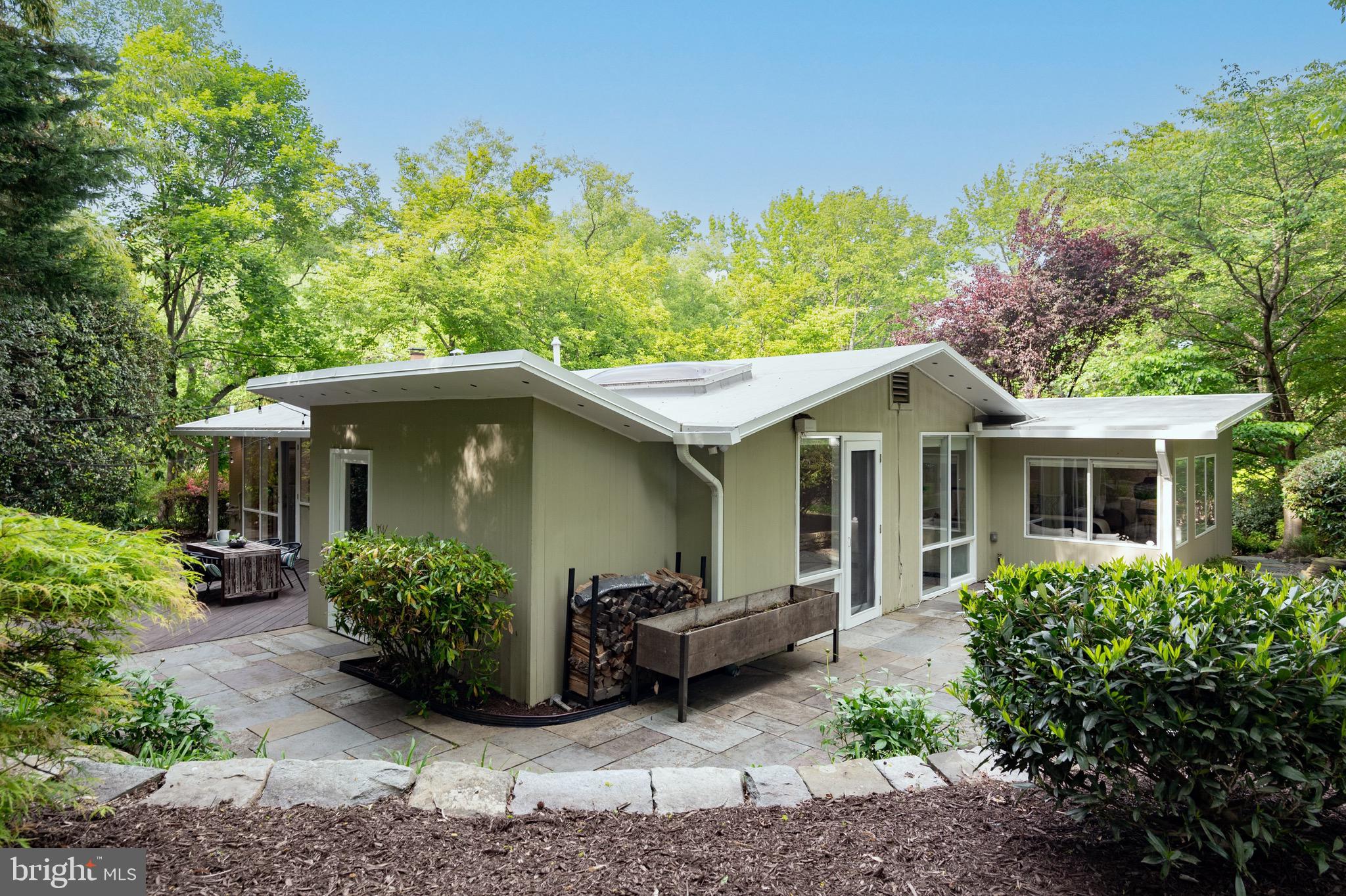 2221 Glasgow Road Alexandria, VA 22307 - Photo 41 of 76