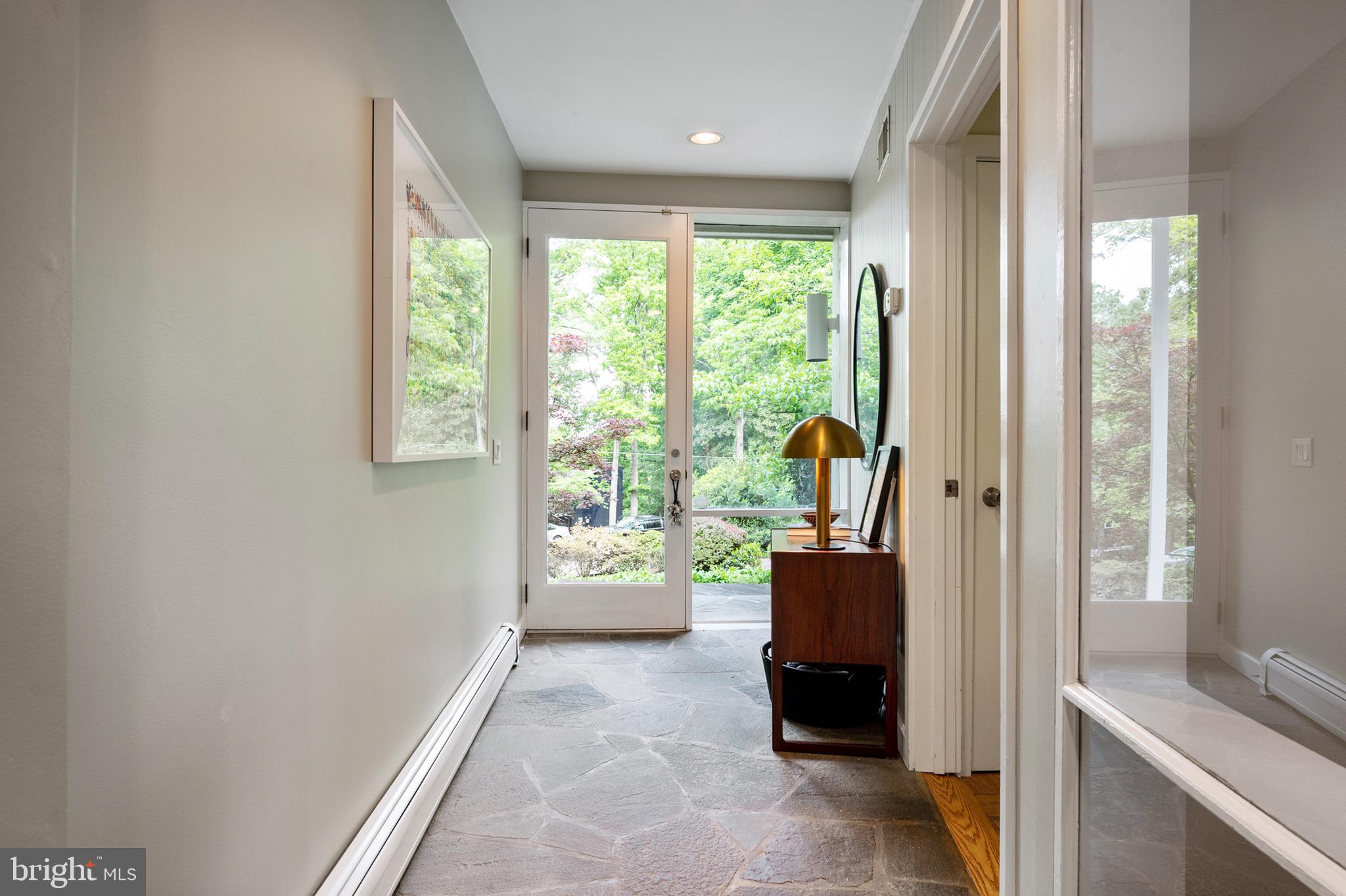 2221 Glasgow Road Alexandria, VA 22307 - Photo 5 of 76