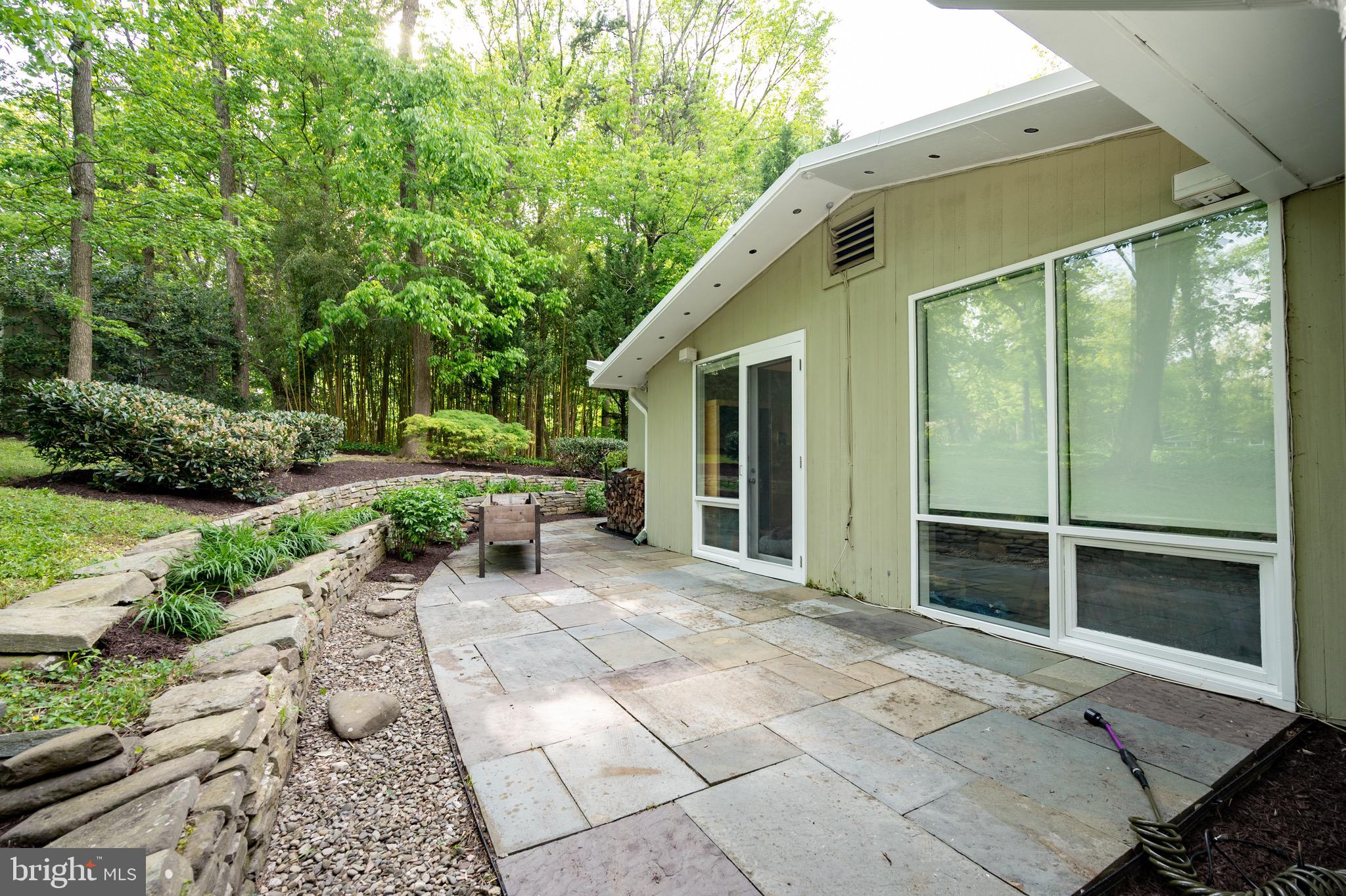 2221 Glasgow Road Alexandria, VA 22307 - Photo 53 of 76