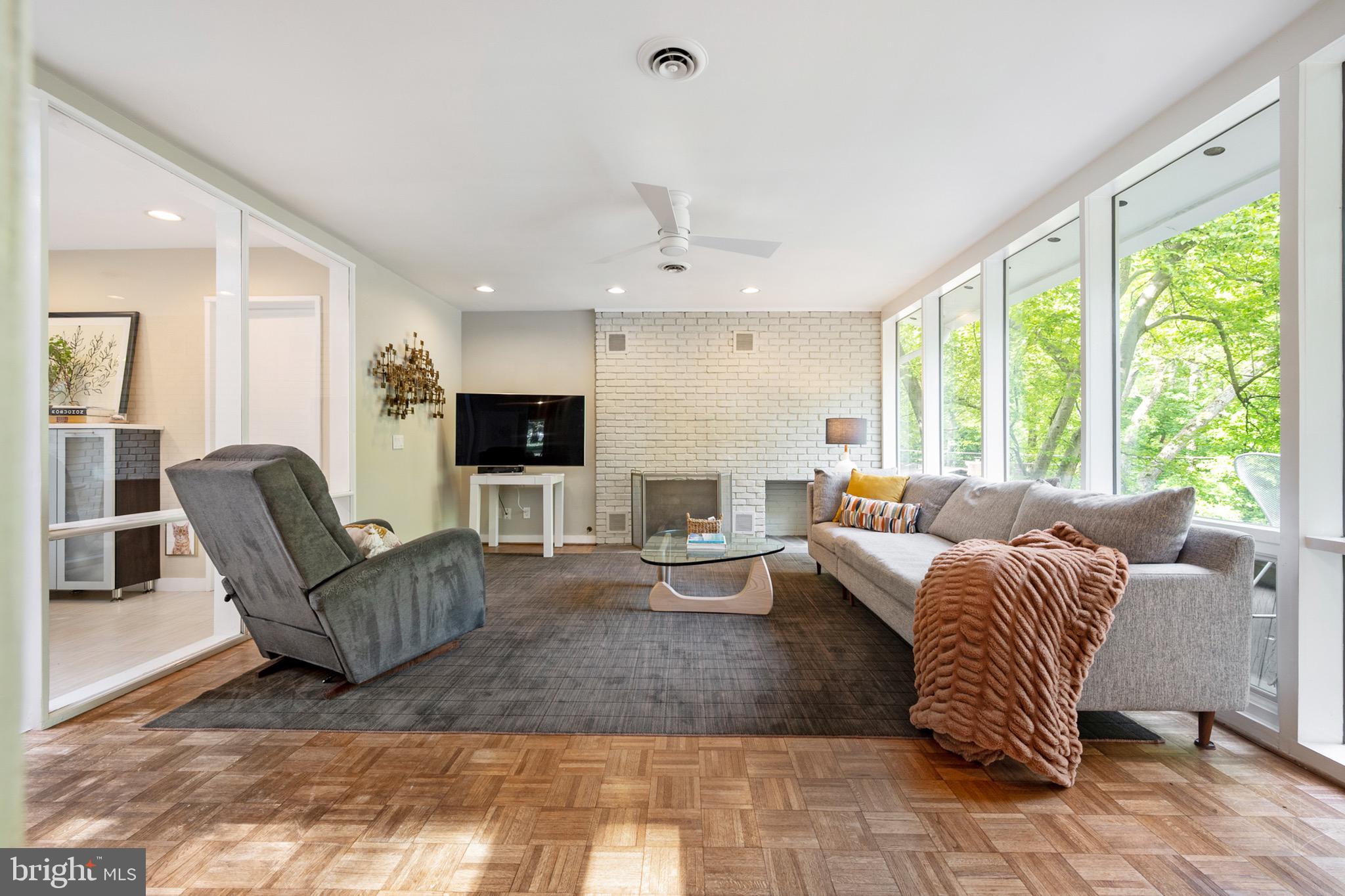 2221 Glasgow Road Alexandria, VA 22307 - Photo 8 of 76