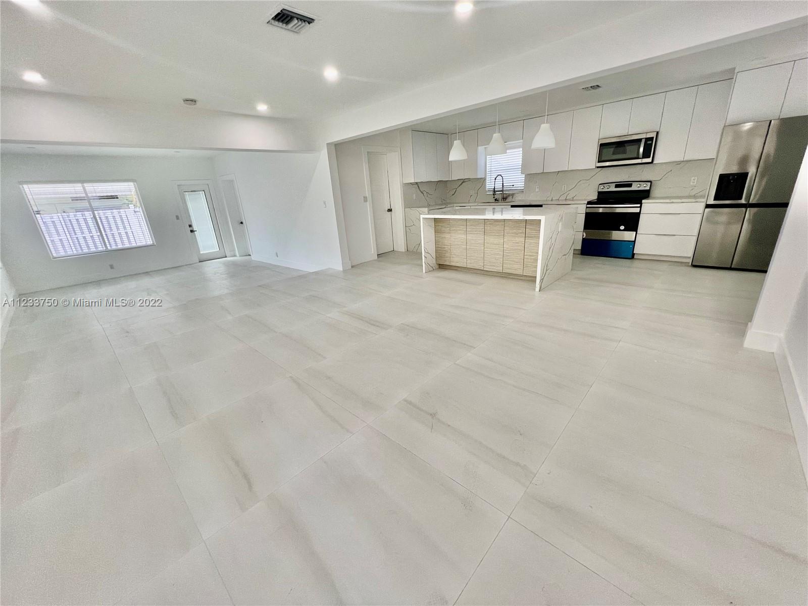 Park East Hollywood, FL 33021 - Photo 3 of 13
