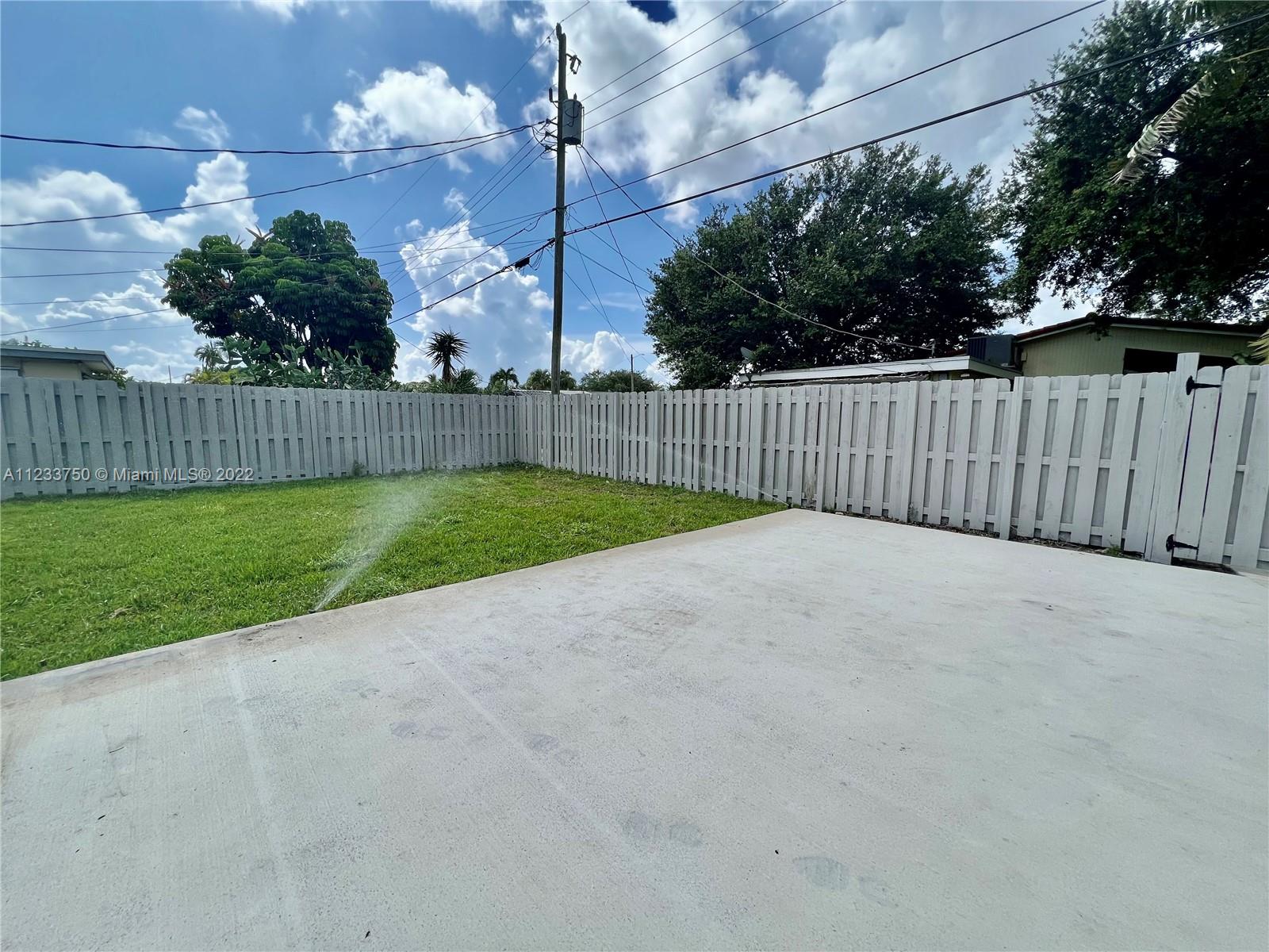 Park East Hollywood, FL 33021 - Photo 10 of 13
