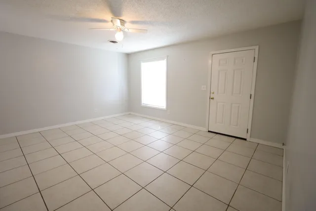 $1,750 | 127 Loizos Drive Northwest, Fort Walton Beach, FL 32548