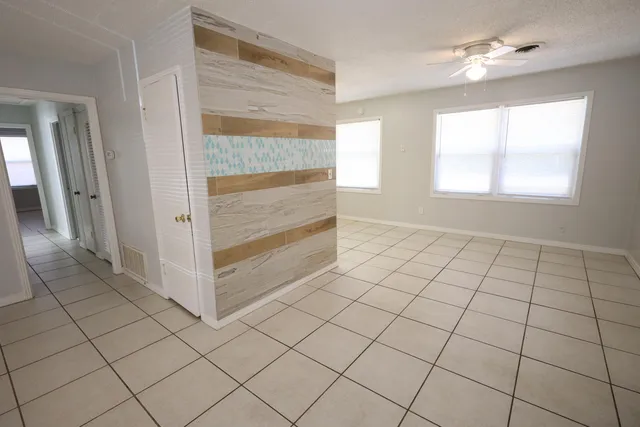 $1,750 | 127 Loizos Drive Northwest, Fort Walton Beach, FL 32548