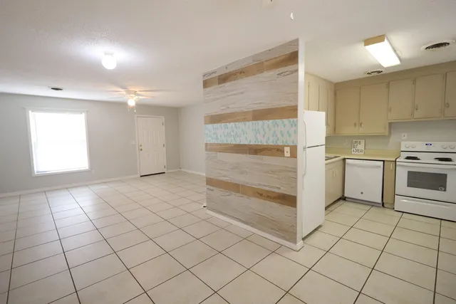 $1,750 | 127 Loizos Drive Northwest, Fort Walton Beach, FL 32548