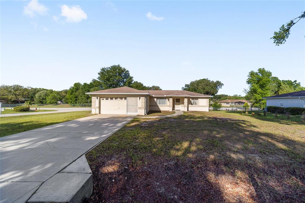 10470 Southwest 61st Terrace Road Ocala, FL 34476 - Photo 2 of 49