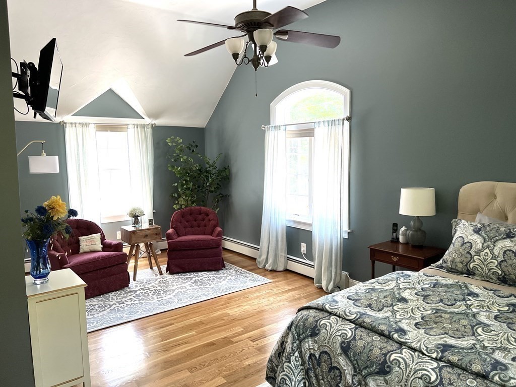 19 Juniper Road Worcester, MA 01602 - Photo 18 of 42 Gallery Image 18