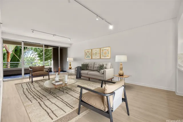 $1,098,000 | 1 Keahole Place, Unit 3304, Honolulu, HI 96825