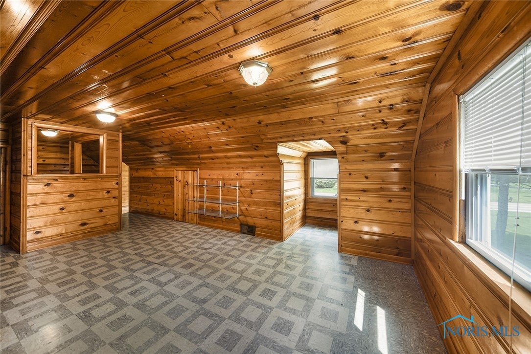 1410 South Wynn Road Oregon, OH 43616 - Photo 16 of 24 Bedroom #3