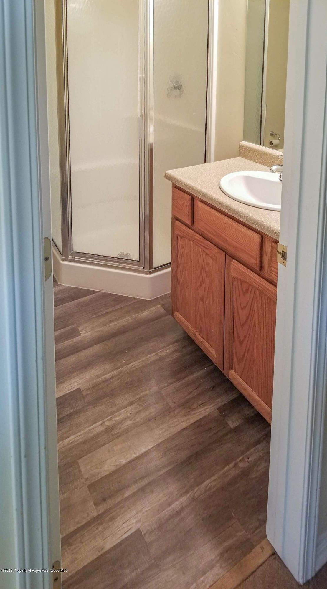 1016 East Avenue, Unit 4 Rifle, CO 81650 - Photo 10 of 12 bathroom