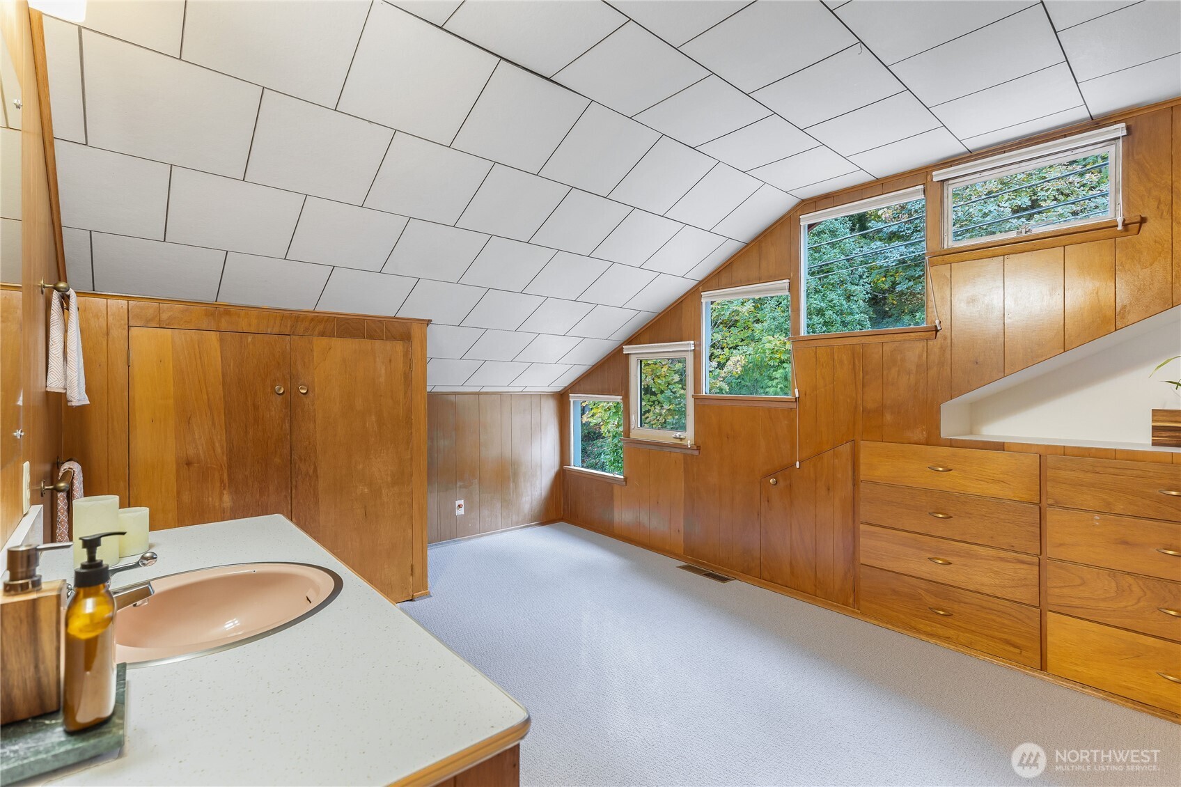 14026 Riviera Place Northeast Seattle, WA 98125 - Photo 34 of 40