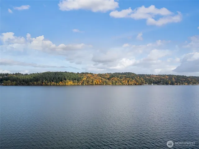 $3,420,000 | 14026 Riviera Place Northeast, Seattle, WA 98125