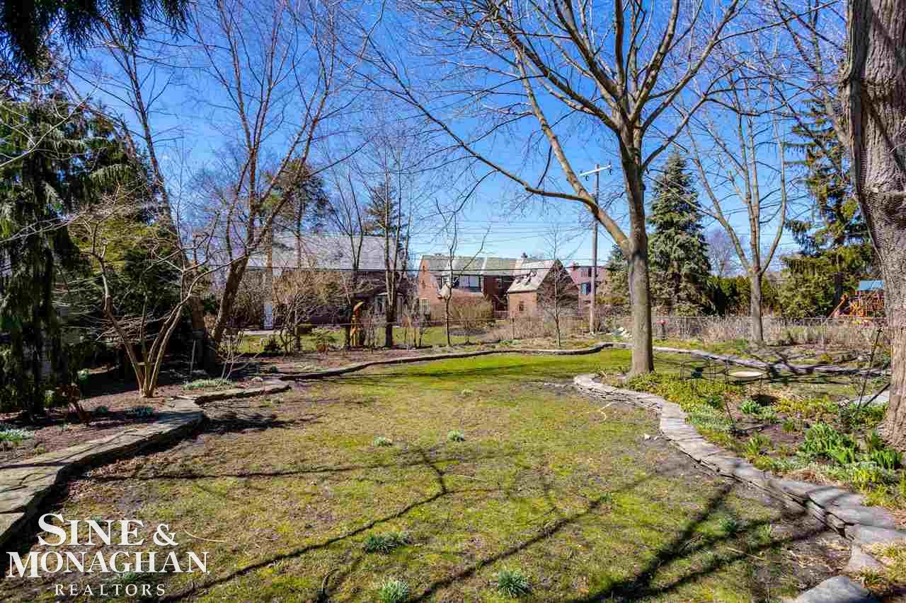 707 Trombley Road Grosse Pointe, MI 48230 - Photo 9 of 61 Back Yard