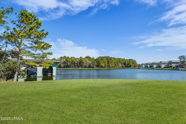 $1,170,000 | 184 Hampton Lake Crossing, Unit 1473, Bluffton, SC 29910