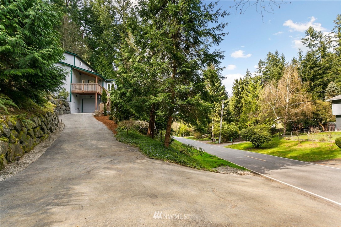 7120 Meadowdale Beach Road Edmonds, WA 98026 - Photo 29 of 31 Gallery Image 29