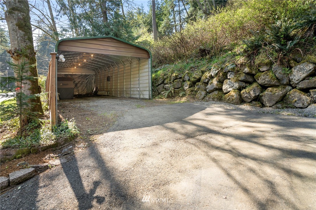 7120 Meadowdale Beach Road Edmonds, WA 98026 - Photo 30 of 31 Gallery Image 30