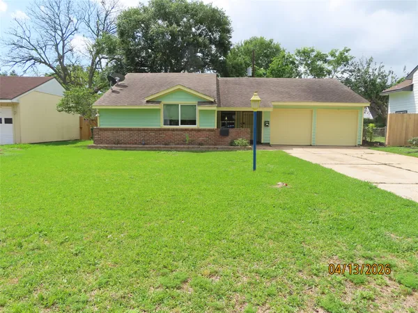 $1,700 | 10410 Broadstairs Street, Houston, TX 77013
