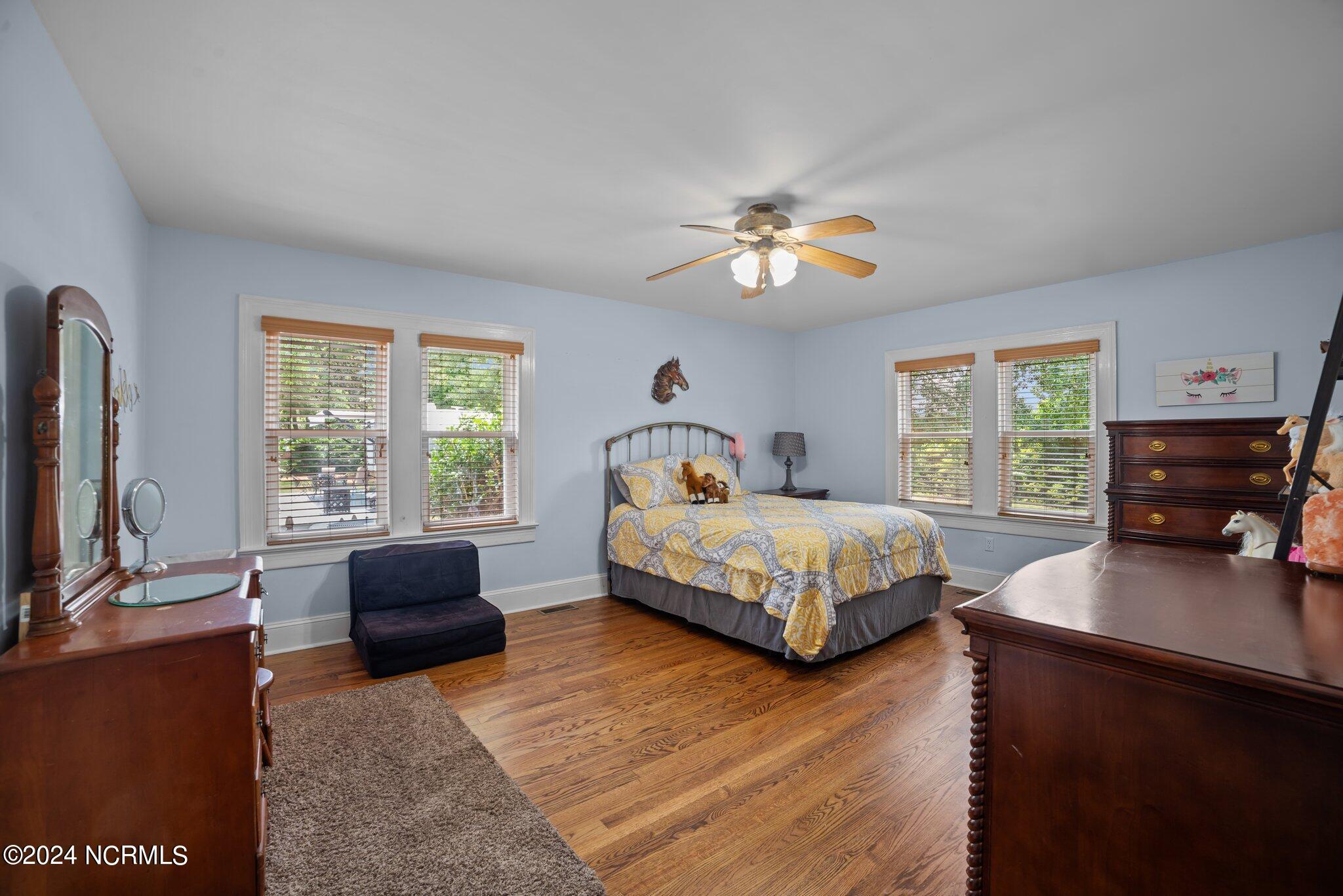272 Fourth Street Ayden, NC 28513 - Photo 22 of 53 17-web-or-mls-DSC_6961