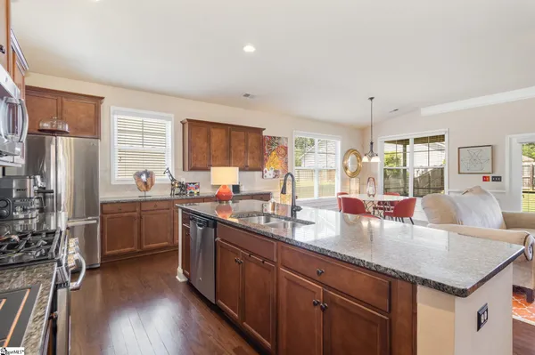 $394,000 | 208 Evansdale Way, Simpsonville, SC 29680