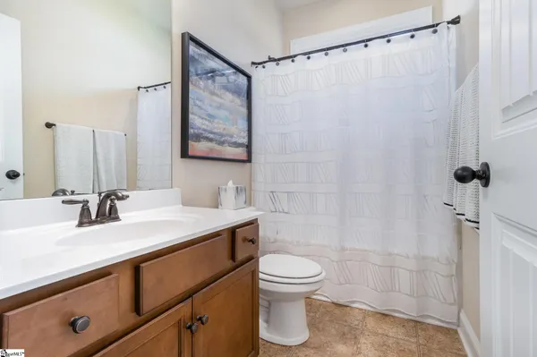 $394,000 | 208 Evansdale Way, Simpsonville, SC 29680