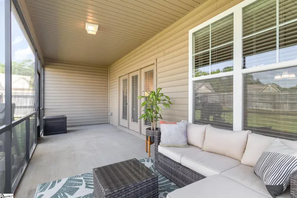 $394,000 | 208 Evansdale Way, Simpsonville, SC 29680