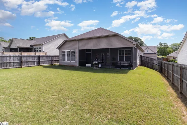 $394,000 | 208 Evansdale Way, Simpsonville, SC 29680