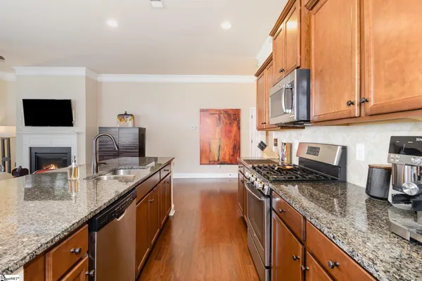 $394,000 | 208 Evansdale Way, Simpsonville, SC 29680