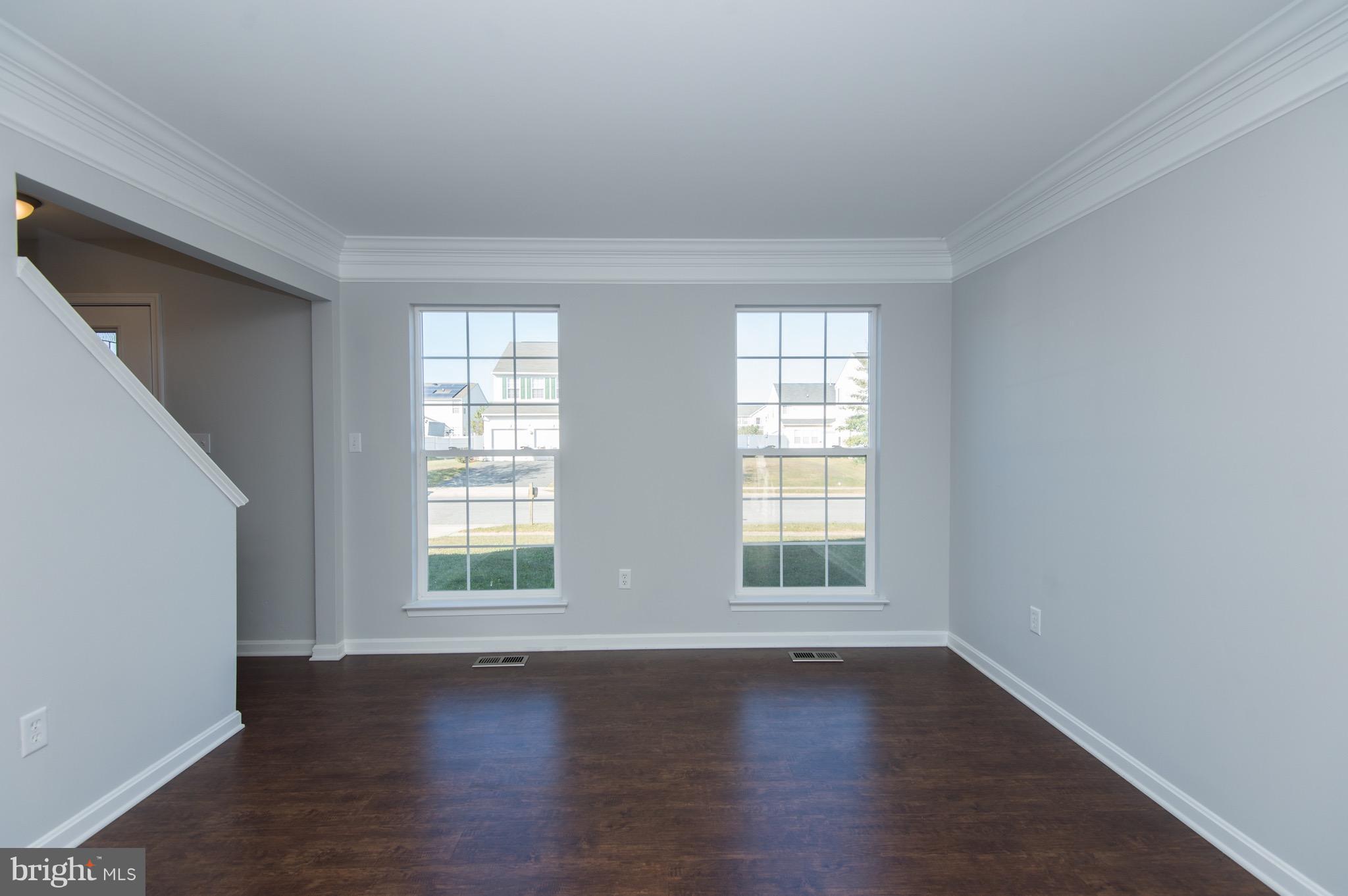 402 Robbins Farm Road Cambridge, MD 21613 - Photo 16 of 30 Living Room