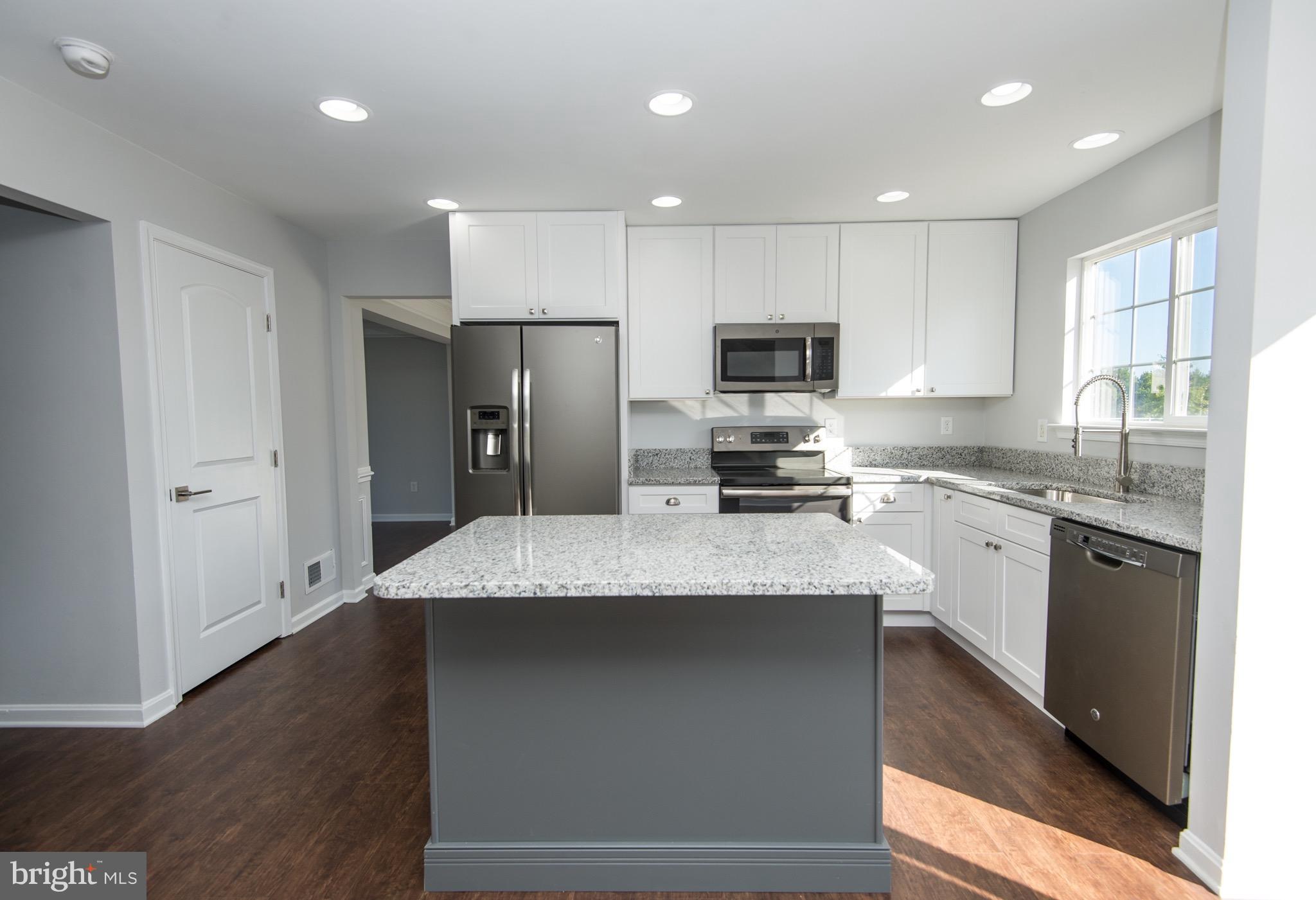 402 Robbins Farm Road Cambridge, MD 21613 - Photo 5 of 30 Kitchen
