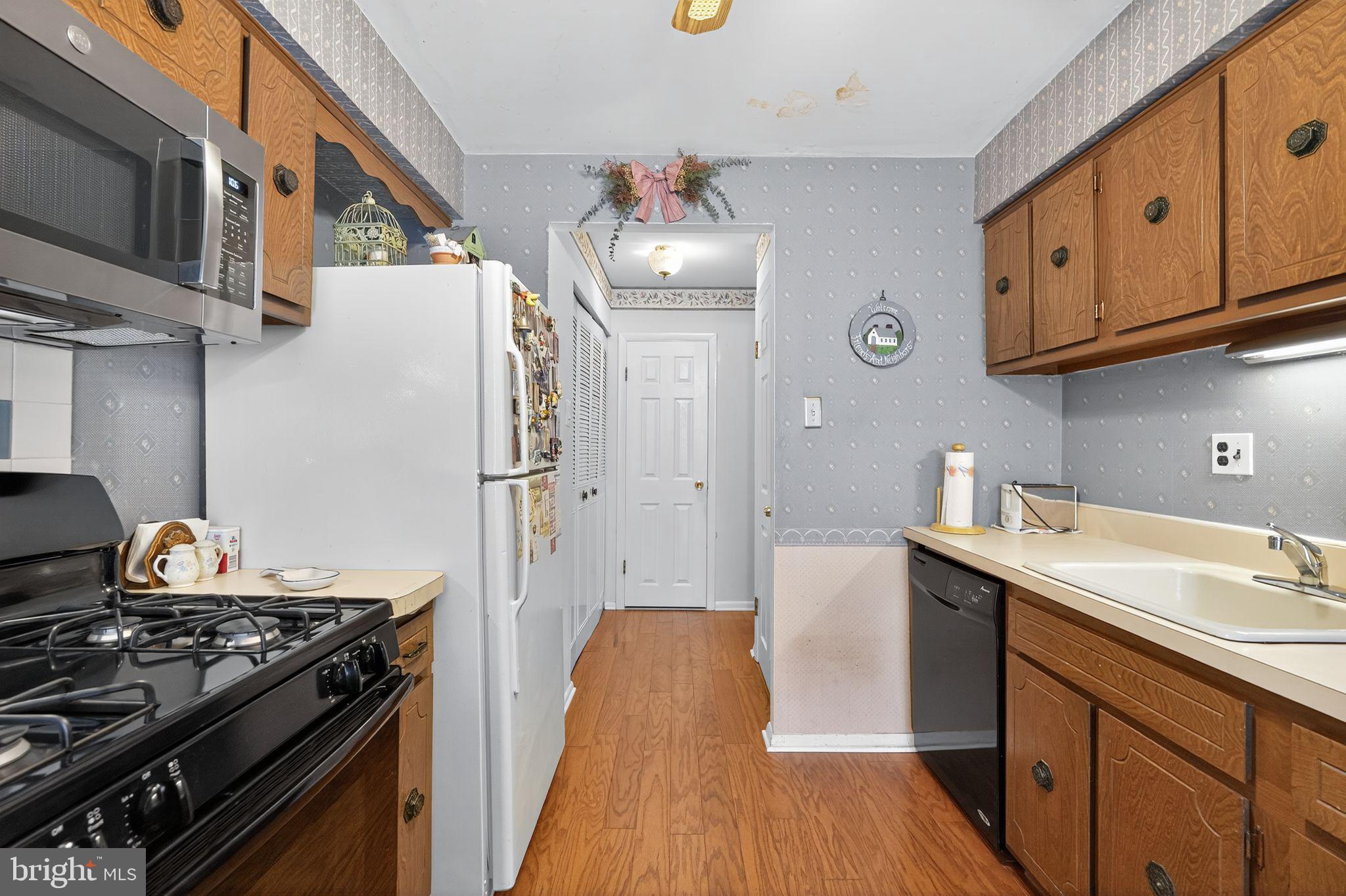 166 Rennard Street Philadelphia, PA 19116 - Photo 14 of 30 Gallery Image 14