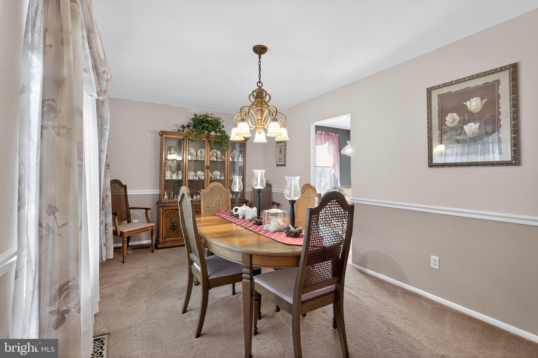 166 Rennard Street Philadelphia, PA 19116 - Photo 8 of 30 Gallery Image 8