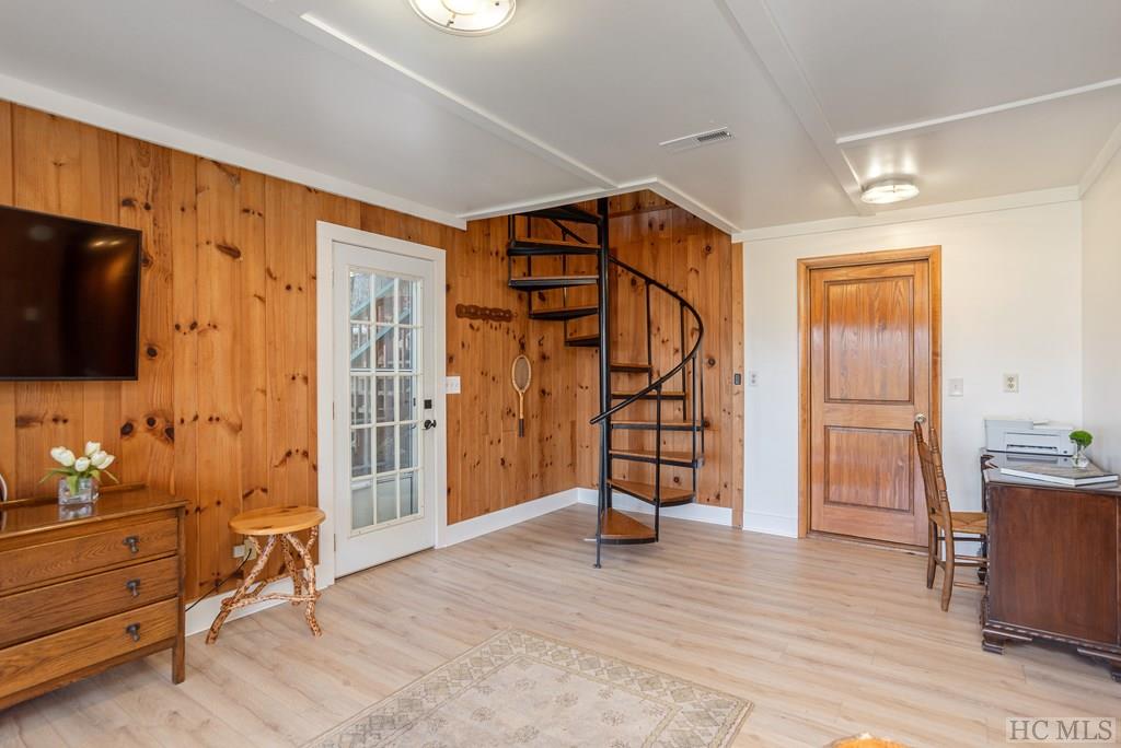 278 Golf View Road Sapphire, NC 28774 - Photo 46 of 68 Gallery Image 46