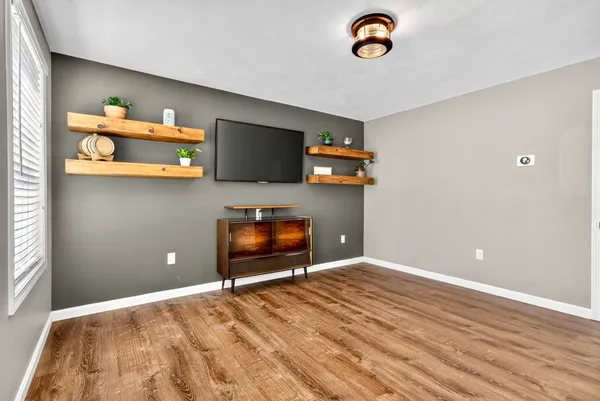 $584,900 | 69 Falcon Ridge Road, Milford, NH 03055