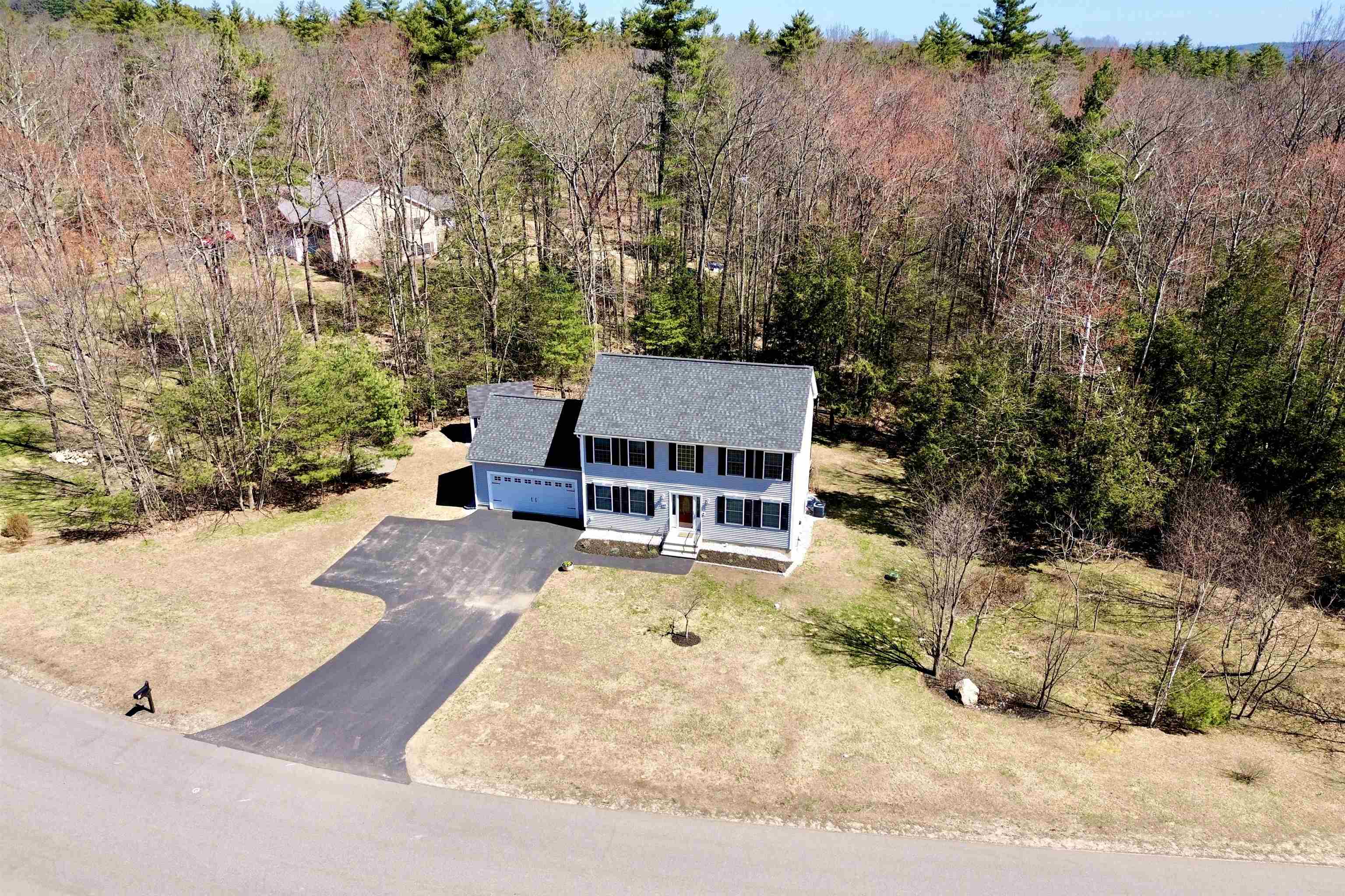 69 Falcon Ridge Road Milford, NH 03055 - Photo 5 of 52