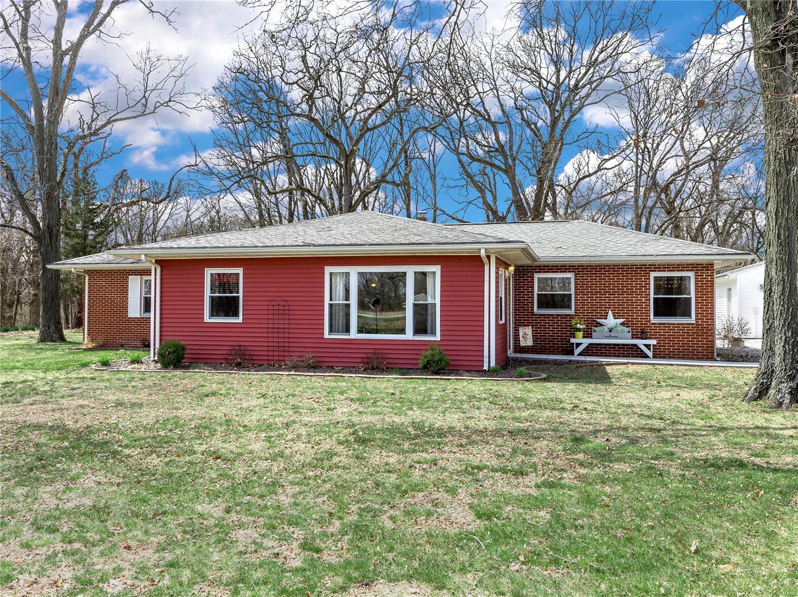 3939 Rte 66 Mount Olive, IL 62069 - Photo 3 of 39