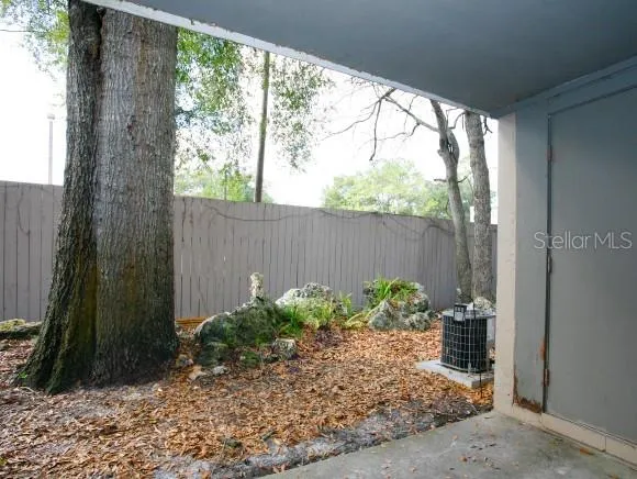 $1,250 | 7200 Southwest 8th Avenue, Unit E31, Gainesville, FL 32607