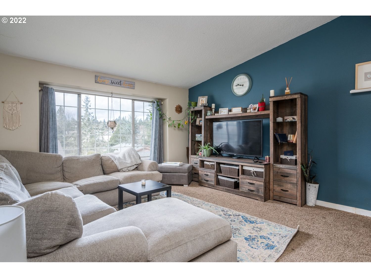 916 Southwest 4th Street Gresham, OR 97080 - Photo 2 of 23 Gallery Image 2