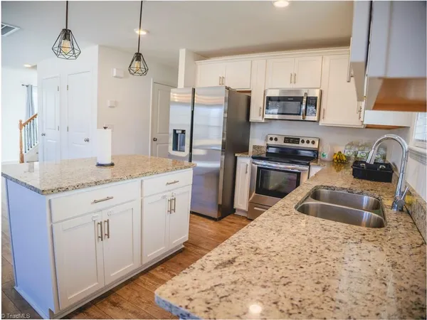 $317,000 | 841 Sage Hl Drive, Jamestown, NC 27282