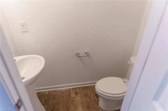 $325,000 | 841 Sage Hl Drive, Jamestown, NC 27282