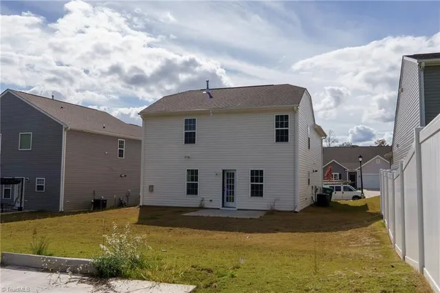 $325,000 | 841 Sage Hl Drive, Jamestown, NC 27282