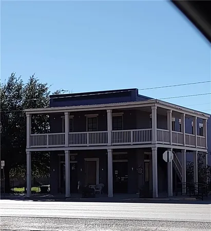 $425,000 | 701 Main Street, Calvert, TX 77837