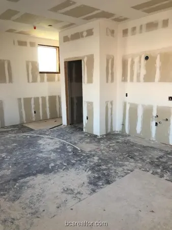 $425,000 | 701 Main Street, Calvert, TX 77837