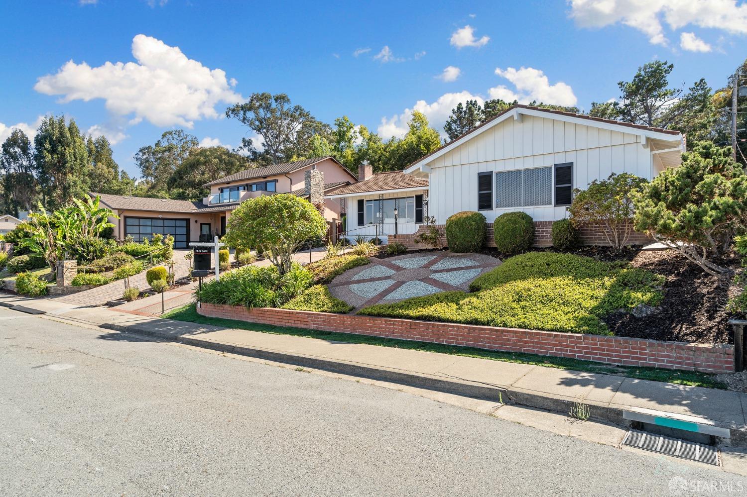 31 Vallejo Drive Millbrae, CA 94030 - Photo 4 of 55