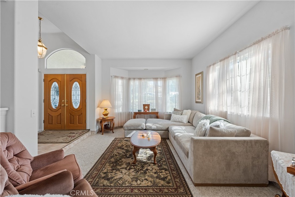 14282 Rock Place Riverside, CA 92503 - Photo 7 of 40