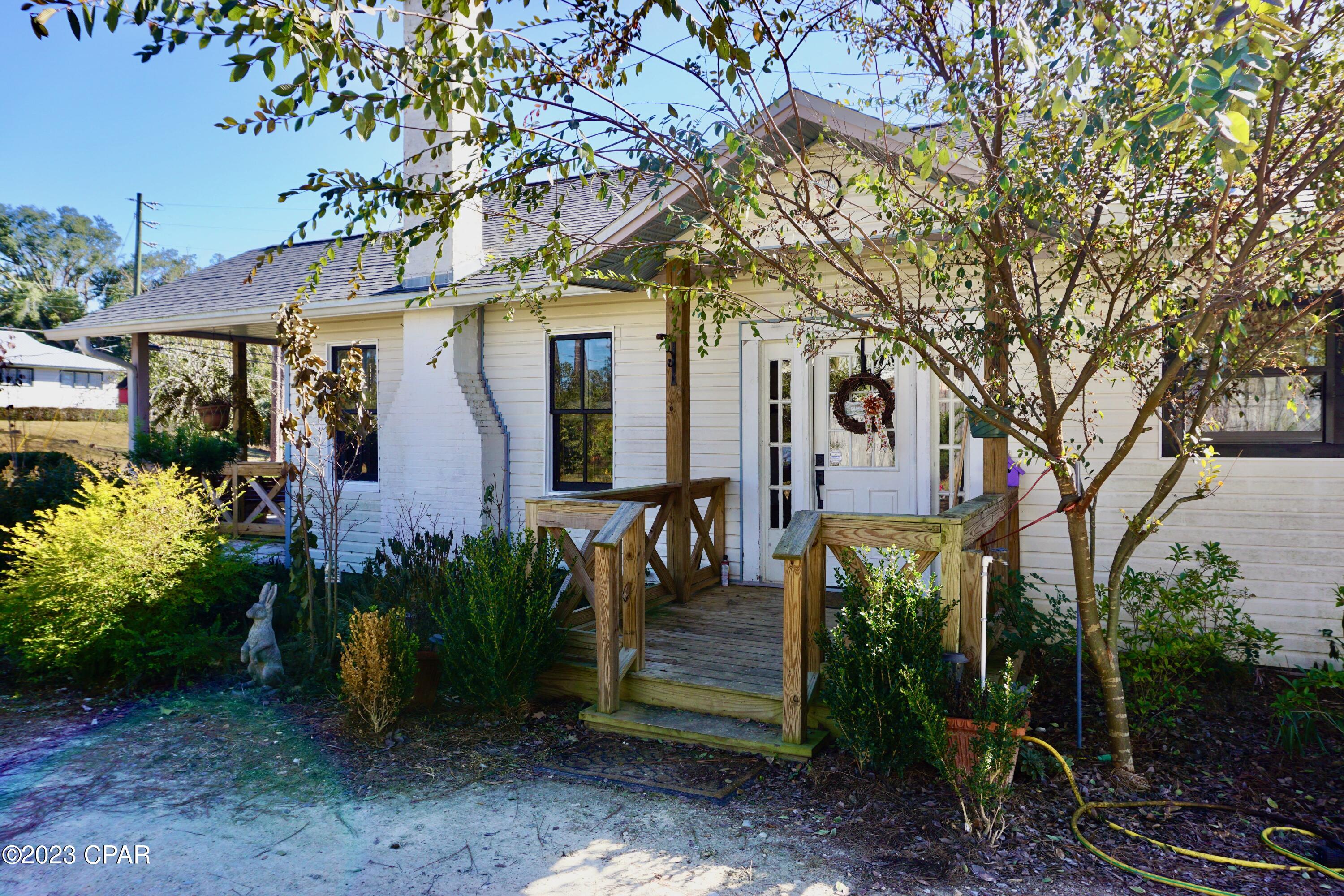401 Cedar Road Chattahoochee, FL 32324 - Photo 8 of 39 Gallery Image 8
