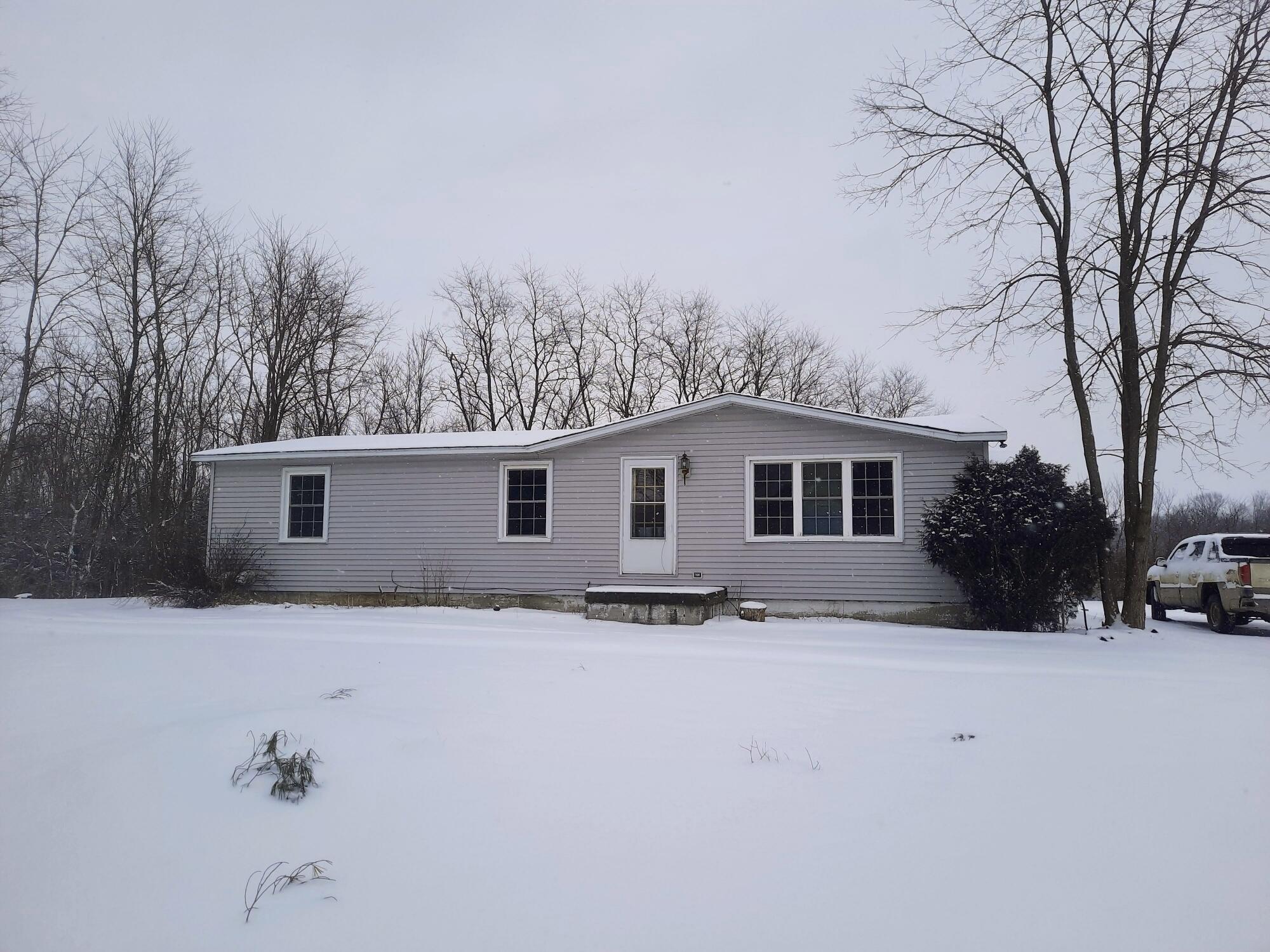 3398 North Miles Road Stanton, MI 48888 - Photo 2 of 6 4B7ADF0F-F2FA-4894-853F-117E2ECFDFA8